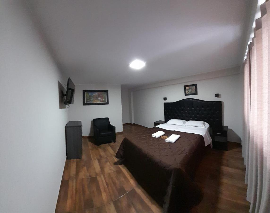 Ronald Hotel Churin Exterior foto